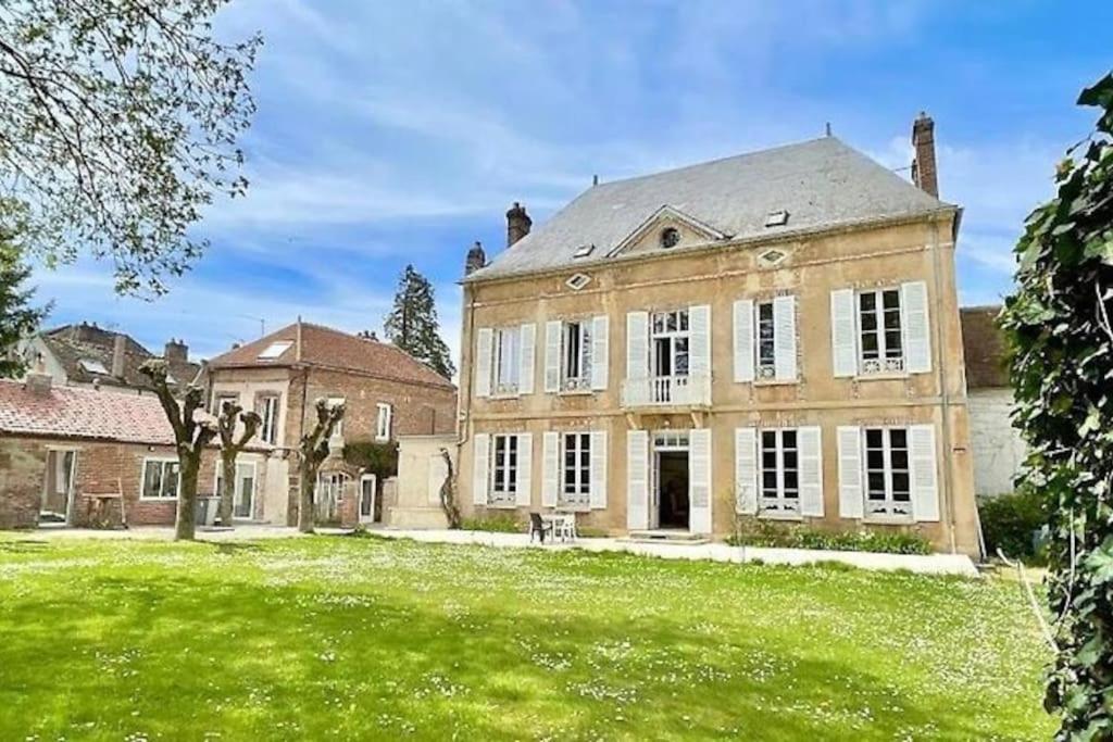 Villa La Demeure De Margot - 24 Couchages à Villeneuve-sur-Yonne Extérieur photo